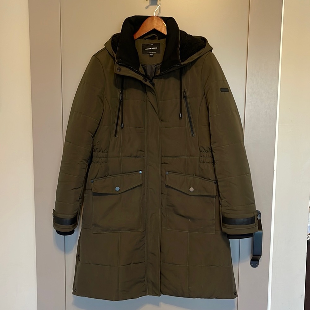 Army Green Lucky Brand Puffer Winter Jacket with Fleece Lined Hood Size Medium